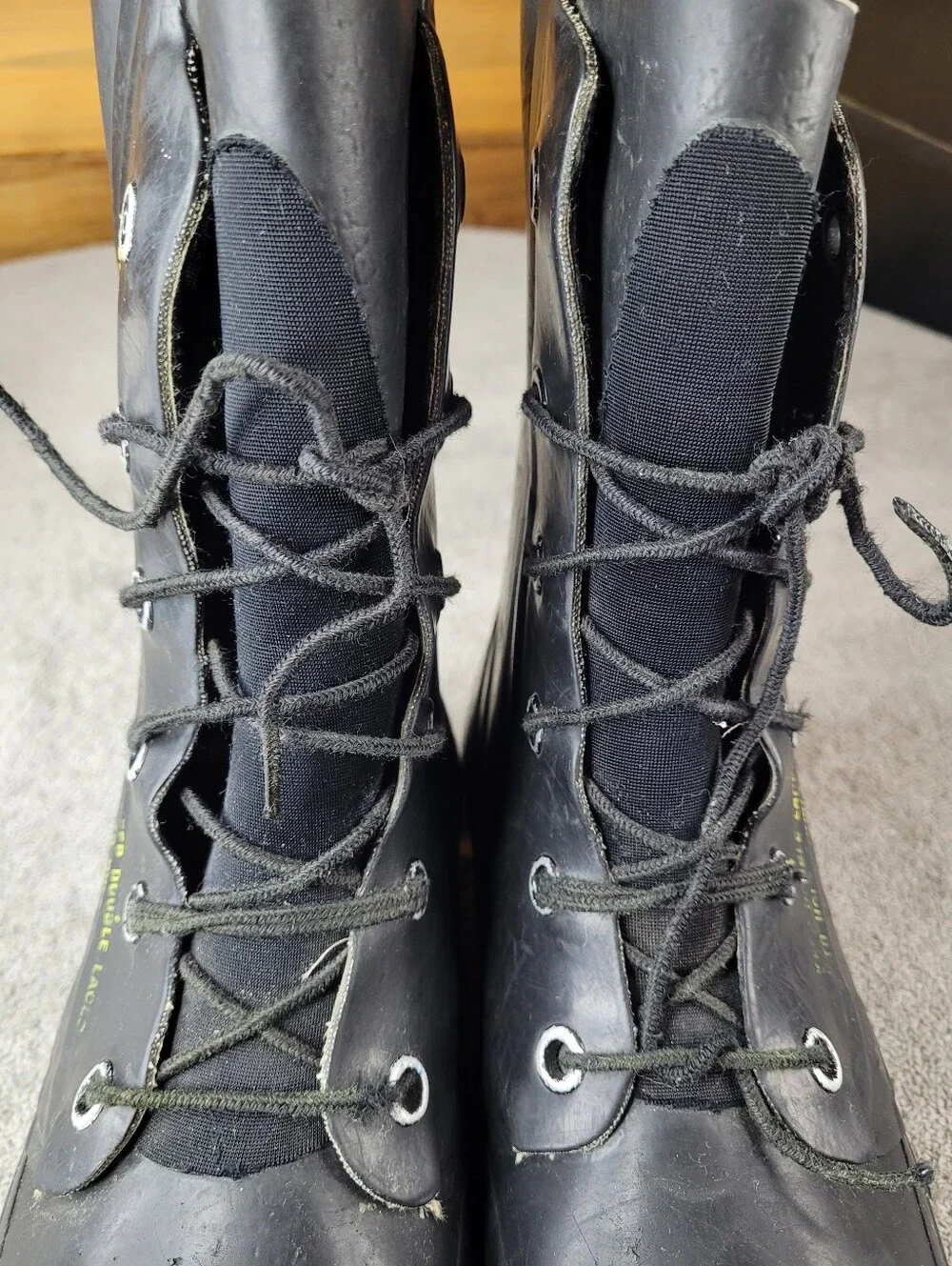 Vintage Bata US Military Mickey Mouse Cold Weather Boots Size 5R Black 1977 Read